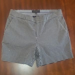 Banana Republic size 6 shorts